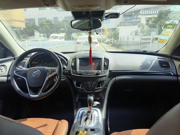 [广州·粤A] 二手别克君威2015款 1.6T 精英技术型