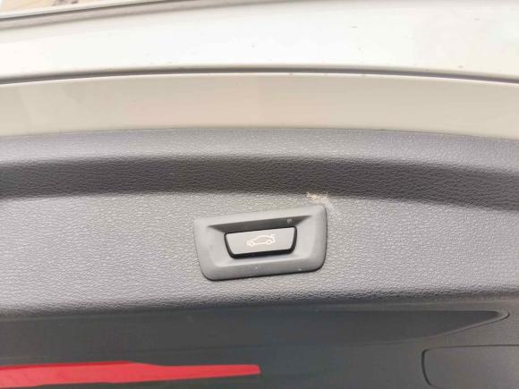 [西安·陕A] 二手宝马宝马X22021款 改款 sDrive25i M越野套装