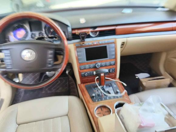 [南昌·赣A] 二手大众辉腾2007款 3.2L V6 5座基本版