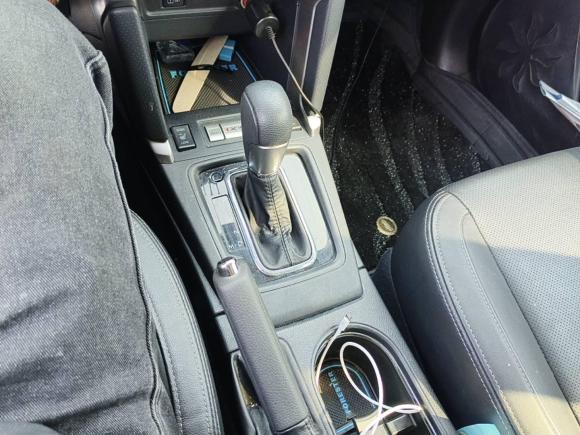 [苏州·苏E] 二手斯巴鲁森林人2016款 2.0i 时尚导航版