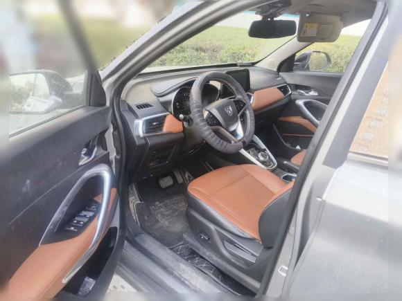 [西安·陕G] 二手宝骏宝骏5102017款 1.5L 自动豪华型