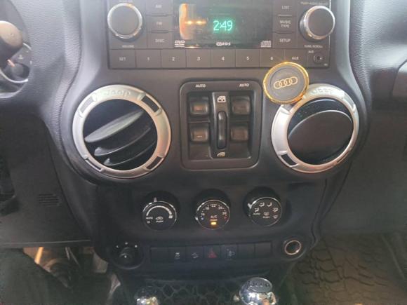 [上海·沪B] 二手Jeep牧马人2014款 3.0L Sahara 四门版