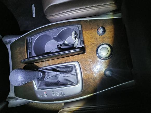 [杭州·浙A] 二手英菲尼迪英菲尼迪QX602014款 2.5 S/C Hybrid 两驱卓越版