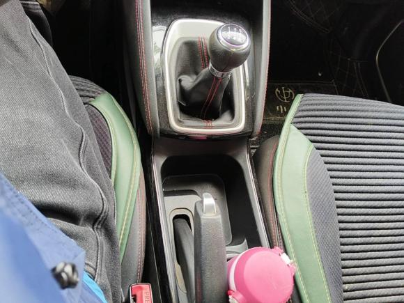 [苏州·鲁K] 二手中华中华V32020款 1.6L 手动舒适星空版