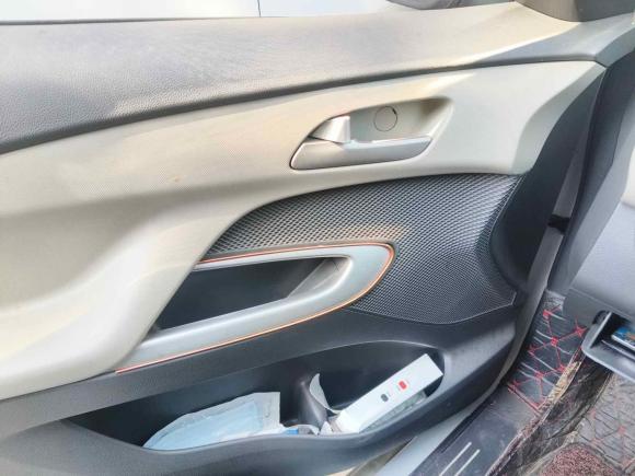 [青岛·鲁B] 二手雪佛兰赛欧2018款 赛欧3 1.3L 手动舒适天窗版