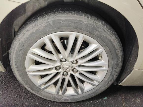 [成都·川A] 二手雷克萨斯雷克萨斯ES2015款 200 精英版