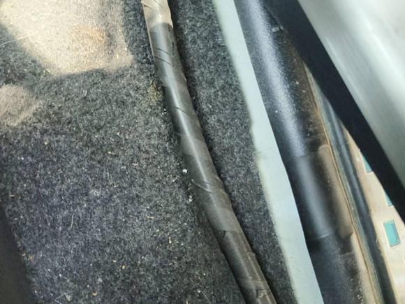 [西安·陕A] 二手丰田雷凌2016款 双擎 1.8H GS E-CVT精英天窗版