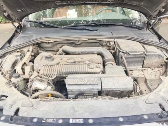 [无锡·苏B] 二手沃尔沃沃尔沃V602013款 T5 舒适版