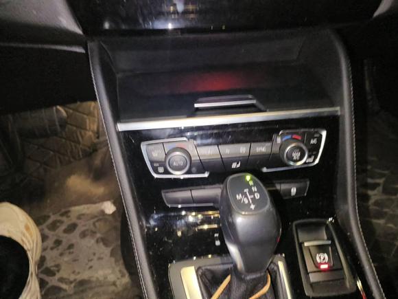 [成都·川G] 二手宝马宝马2系旅行车2015款 218i 运动设计套装