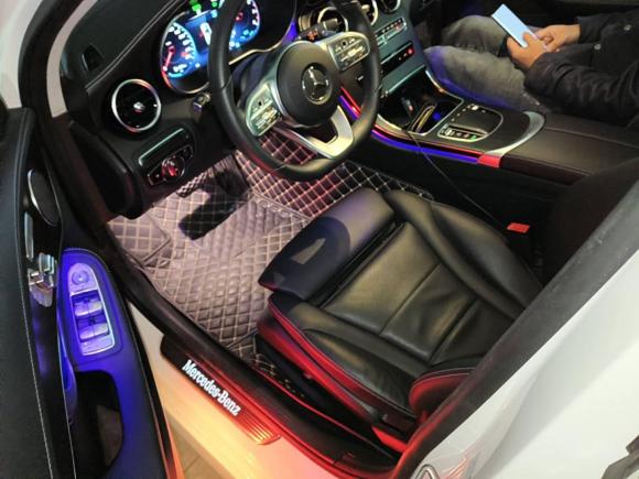 [深圳·粤B] 二手奔驰奔驰C级2021款 C 260 L 运动版