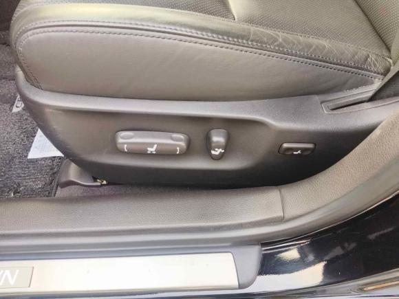 [武汉·鄂A] 二手丰田皇冠2010款 3.0L Royal Saloon VIP