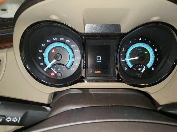 [南京·苏A] 二手别克君越2011款 2.4L SIDI豪华版