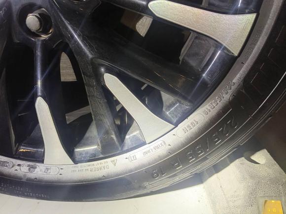 [无锡·苏B] 二手丰田威尔法2024款 皇冠 双擎 2.5L 至尊版