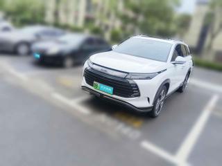 比亚迪护卫舰072023款 DM-i 100KM 旗舰型