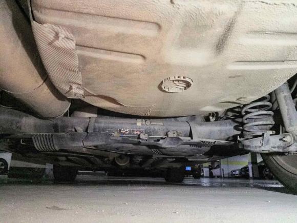 [成都·川A] 二手标致标致30082013款 2.0L 自动潮流版