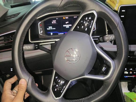 [上海·沪E] 二手大众途观L2023款 330TSI 自动两驱R-Line旗舰版