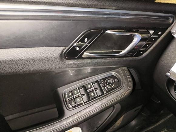 [武汉·鄂W] 二手保时捷Macan2014款 Macan 2.0T