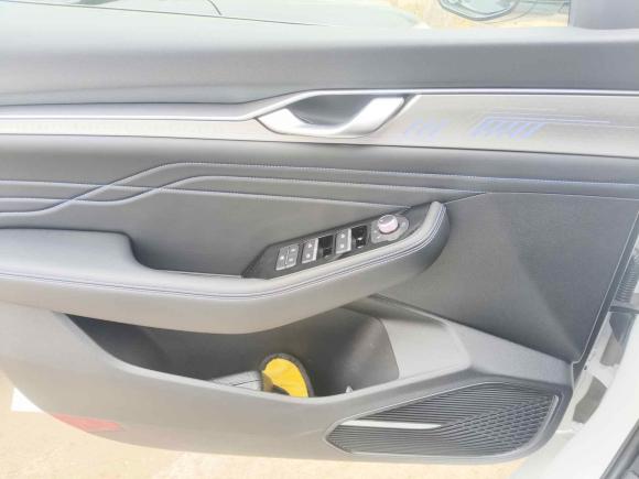 [青岛·鲁U] 二手吉利汽车星瑞2025款 东方曜 1.5TD 扶摇版