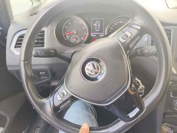 [上海·沪A] 二手大众高尔夫·嘉旅2016款 230TSI 手动进取型