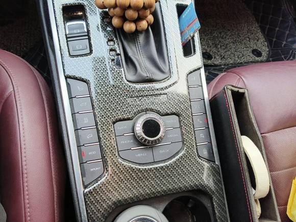 [宁波·浙B] 二手魏牌魏牌 VV72017款 2.0T 旗舰型