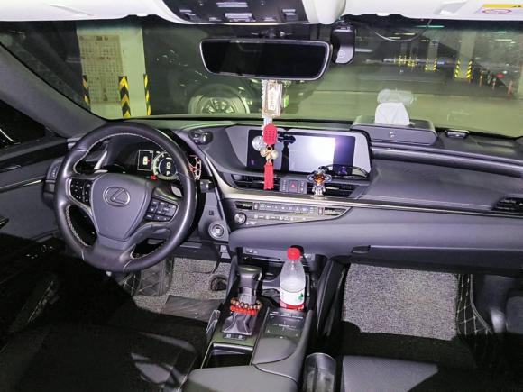 [苏州·苏E] 二手雷克萨斯雷克萨斯ES2020款 200 卓越版