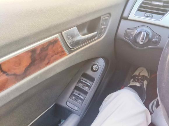 [湖州·浙E] 二手奥迪奥迪A4L2010款 2.0 TFSI 舒适型