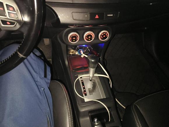 [杭州·浙A] 二手三菱翼神2010款 运动版 2.0L CVT旗舰型