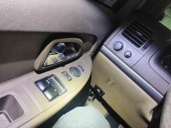 [上海·沪G] 二手别克别克GL82014款 2.4L 经典版