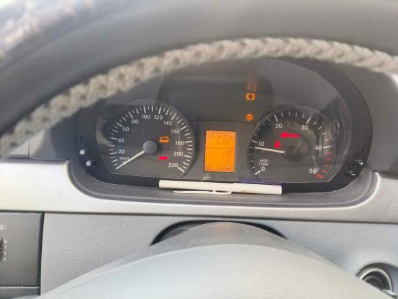 [宁波·浙B] 二手奔驰威霆2010款 2.1T 柴油精英版