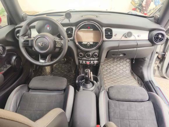 [上海·沪E] 二手MINIMINI JCW2022款 2.0T JOHN COOPER WORKS ALL-IN