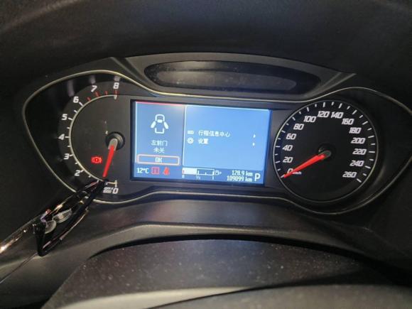 [青岛·鲁U] 二手福特蒙迪欧-致胜2011款 2.0L GTDi200豪华型