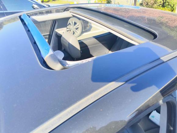 [无锡·苏M] 二手现代悦动2011款 1.6L 自动豪华型