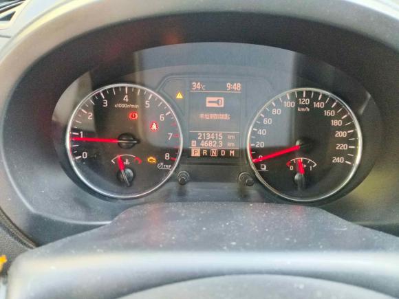 [南昌·赣A] 二手东风风度东风风度MX62015款 2.0L CVT两驱卓越版