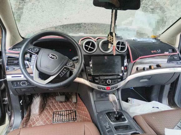 [温州·浙C] 二手比亚迪比亚迪S72015款 2.0T 自动旗舰型