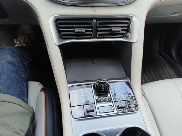 [武汉·贵A] 二手比亚迪宋PLUS新能源2024款 荣耀版 DM-i 71km 豪华型