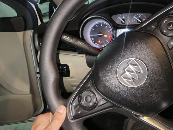 [杭州·浙A] 二手别克威朗2015款 三厢 15S 自动领先型