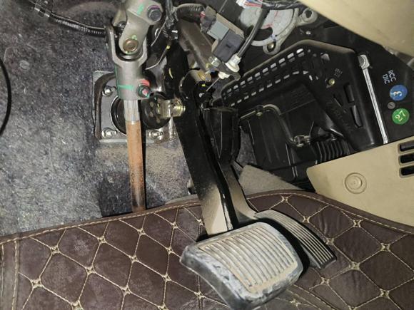 [西安·陕A] 二手现代瑞纳2010款 三厢 1.4L 自动舒适型GS