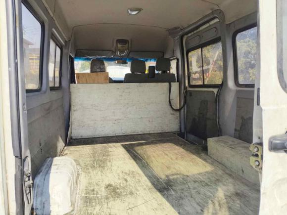 [宁波·浙B] 二手依维柯依维柯褒迪2017款 2.5T经典A32客车中顶6-7座47Z5