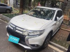 [长沙·湘A] 三菱欧蓝德2016款 2.4L 四驱精英版 5座