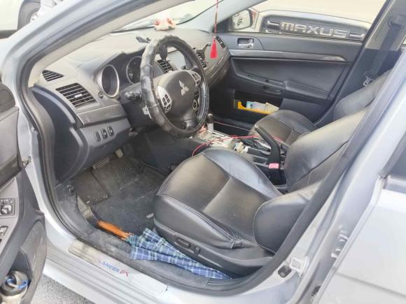 [上海·沪L] 二手三菱翼神2010款 运动版 2.0L CVT旗舰型