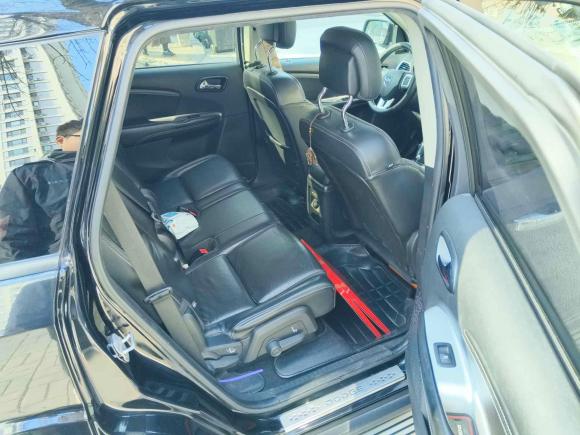 [青岛·鲁B] 二手道奇酷威2013款 2.4L 两驱尊尚版