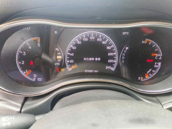 [南昌·赣A] 二手Jeep大切诺基2014款 3.0TD 柴油 舒享导航版