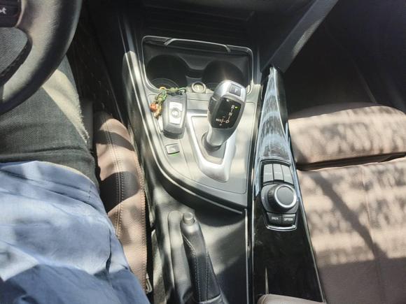 [嘉兴·浙A] 二手宝马宝马3系2018款 320Li 时尚型