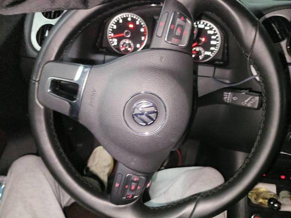 [上海·沪D] 二手大众途观2015款 1.8TSI 自动四驱豪华型