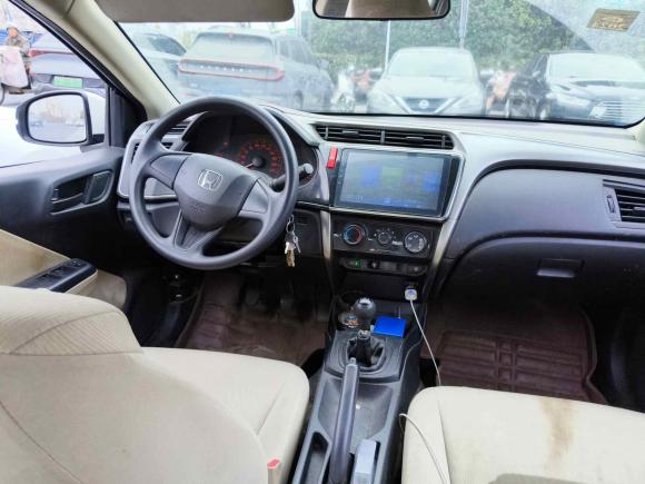 [南通·苏F] 二手本田锋范2015款 1.5L 手动舒适版