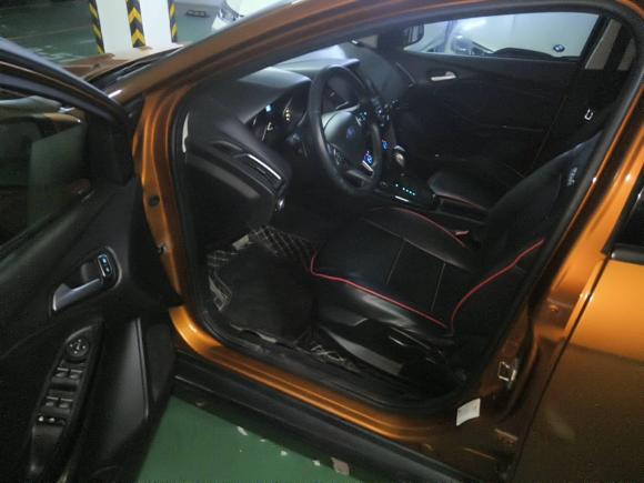 [南通·苏F] 二手福特福克斯2015款 两厢 1.6L 自动风尚型