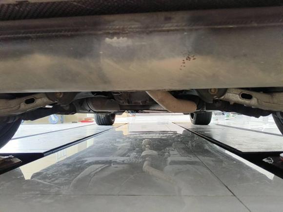 [上海·沪F] 二手路虎发现神行2017款 2.0T SE