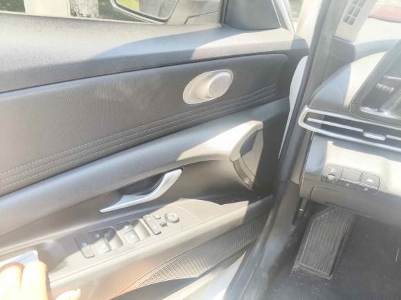 [义乌·浙G] 二手现代伊兰特2021款 1.5L CVT LUX尊贵版