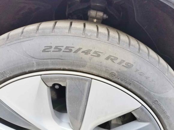 [上海·沪A] 二手特斯拉Model Y2022款 后轮驱动版