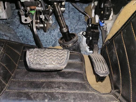 [佛山·粤R] 二手雷克萨斯雷克萨斯ES2013款 250 典雅版